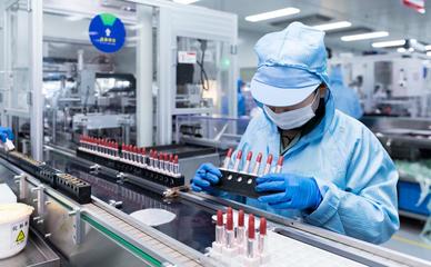 月產(chǎn)近7000萬支，這家化妝品代工廠為何營收增長將超三成？